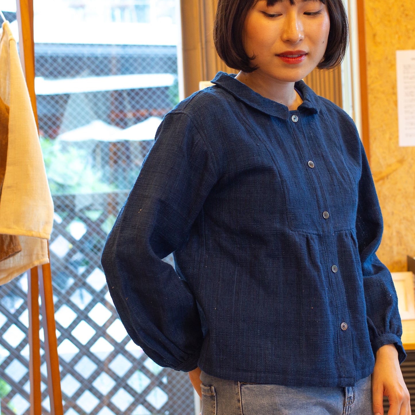 lana blouse / 藍染