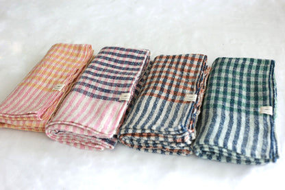 手紡ぎのやわらかいフェイスタオル