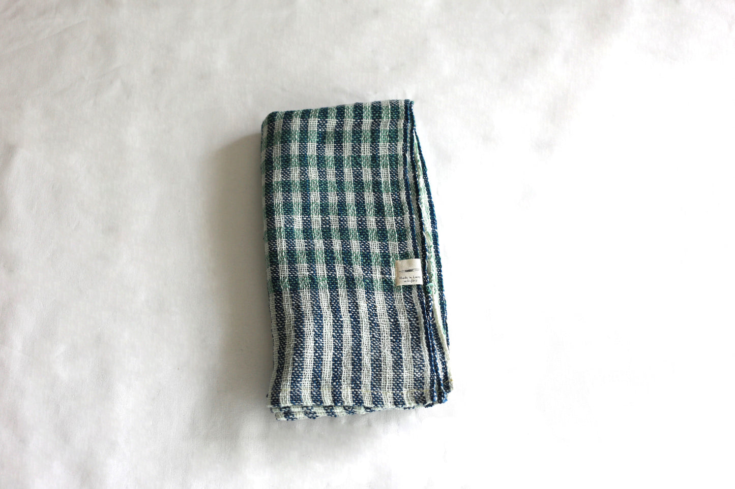 手紡ぎのやわらかいフェイスタオル