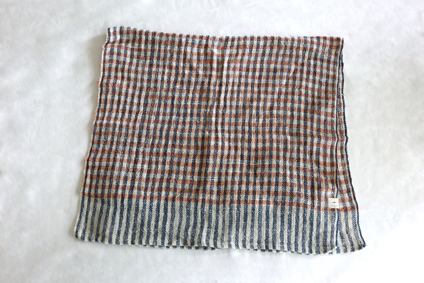 手紡ぎのやわらかいフェイスタオル