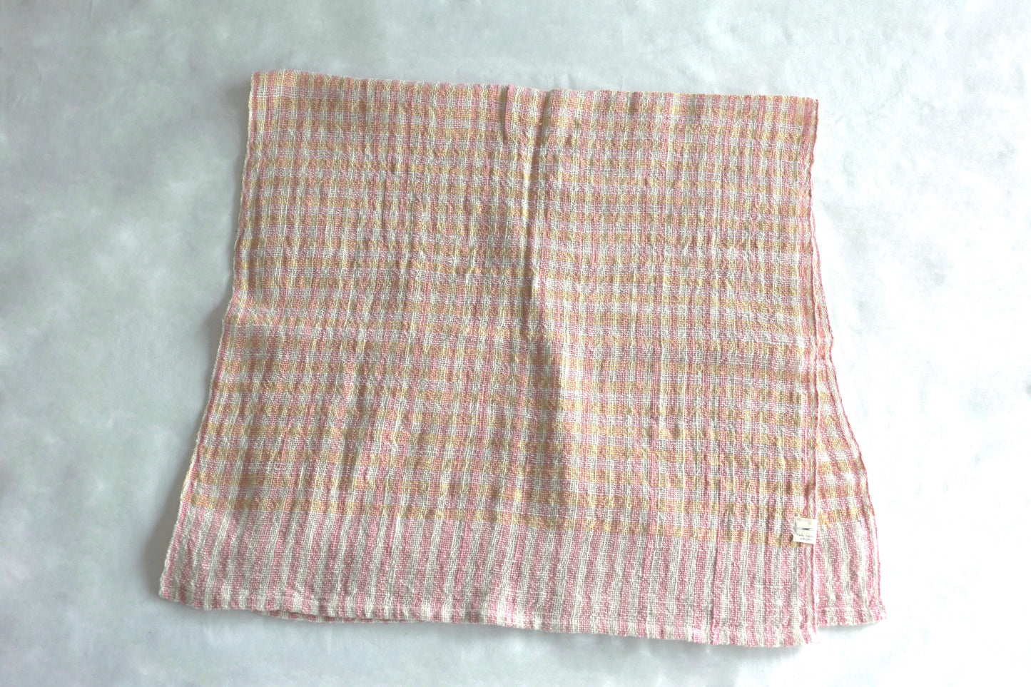 手紡ぎのやわらかいフェイスタオル