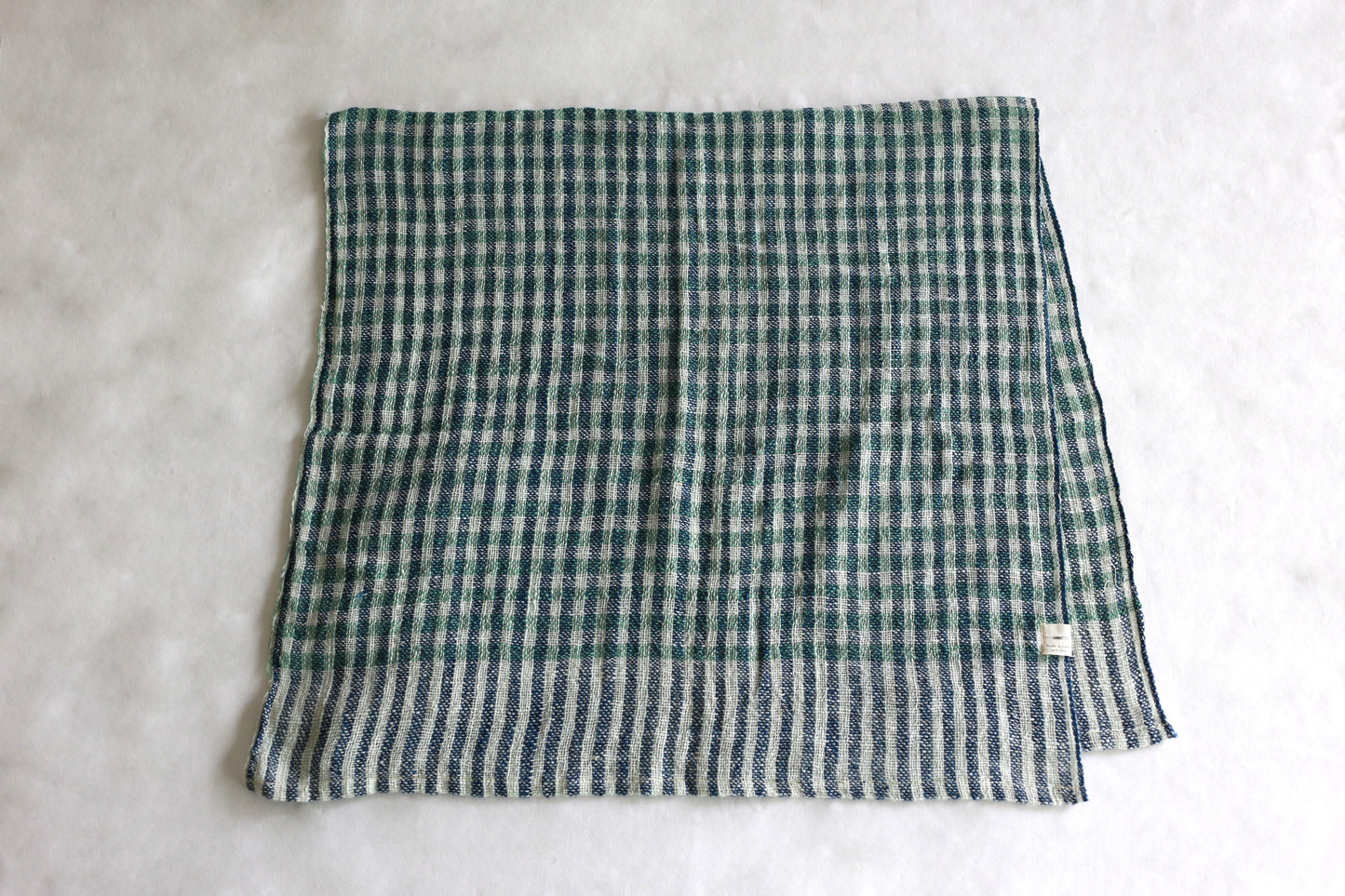 手紡ぎのやわらかいフェイスタオル