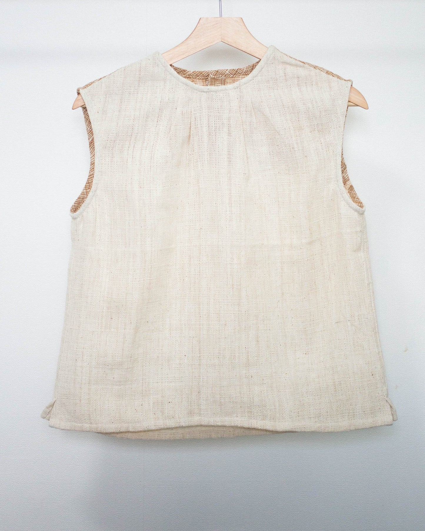 lyn no-sleeve top 生成りx茶綿格子チェック