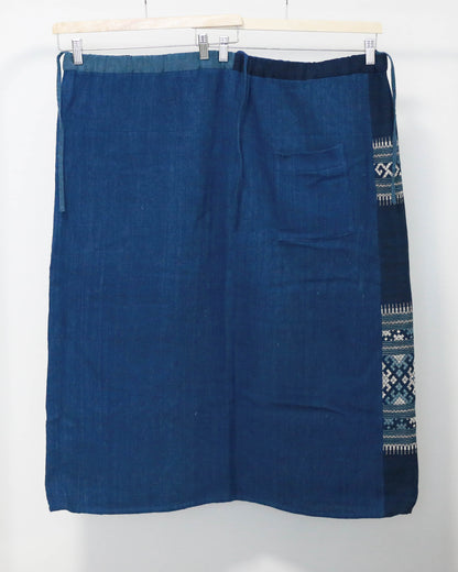 sinh maki skirt タイルー族もよう