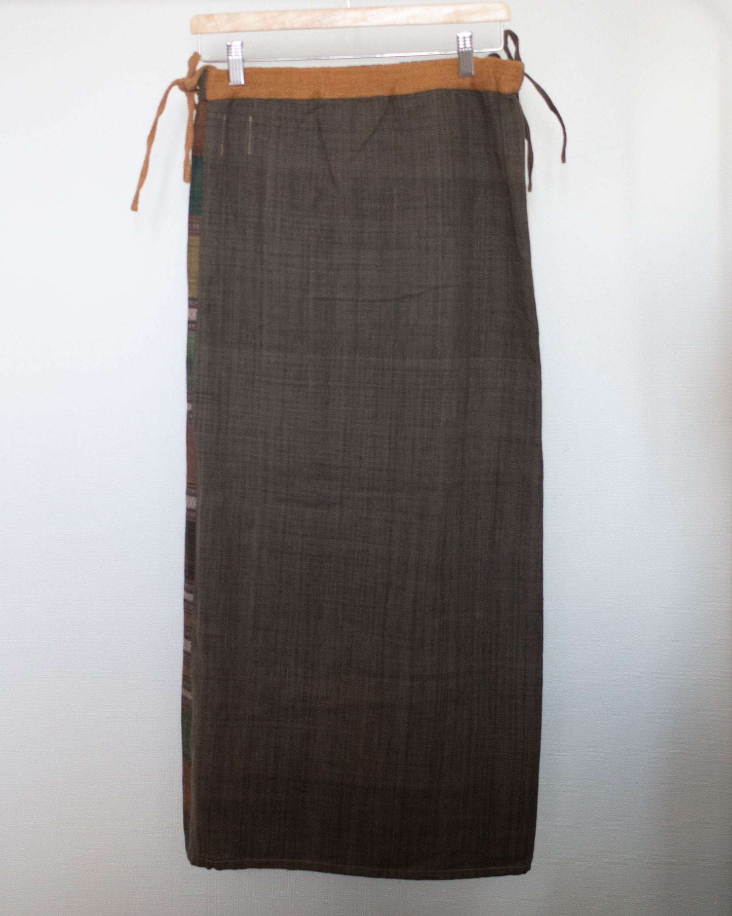 sinh maki skirt ブアローイさんのストライプ