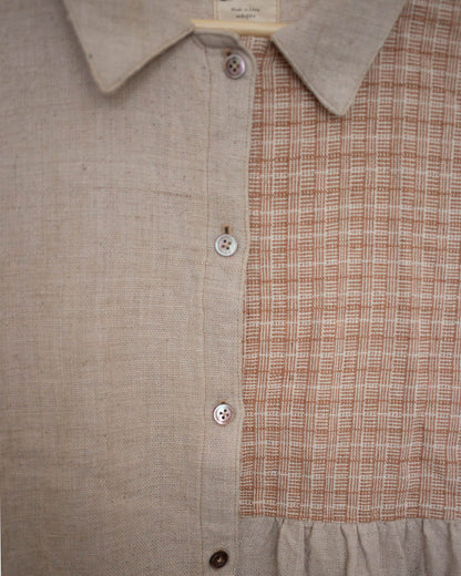 teela shirt  ベージュなテキスタイルミックス