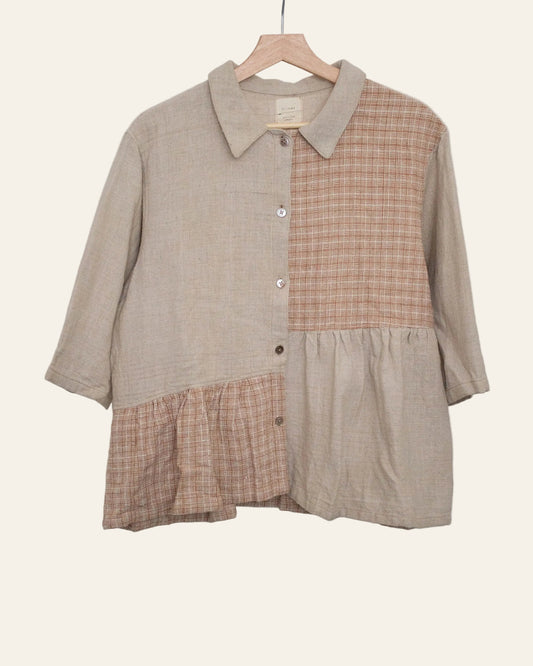 teela shirt  ベージュなテキスタイルミックス