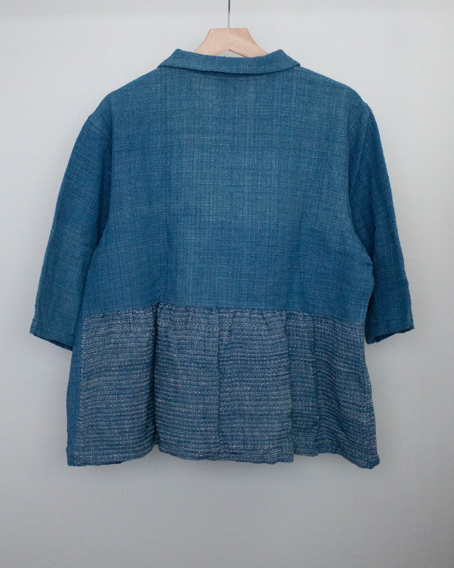 teela shirt  藍のテキスタイルミックス