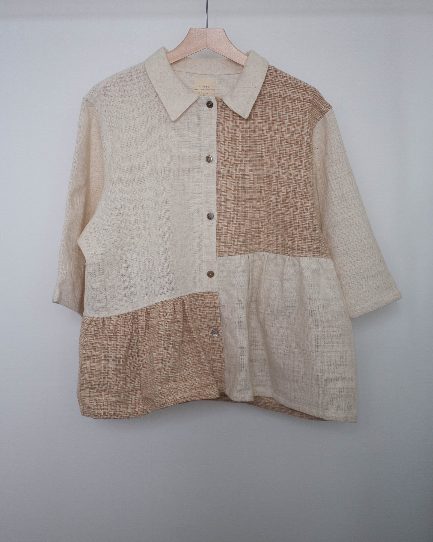 teela shirt 生成りとゆらぎ格子